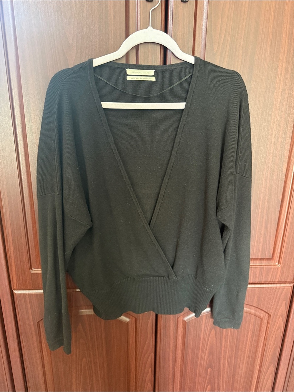 Urban Outfitters Low V cut Sweater - Picture 1 of 4